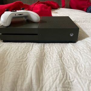 I  am selling a Xbox ones